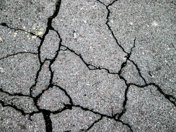 Driveway Crack Filling in Auburn