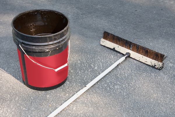 Tar Driveway Sealing in Auburn